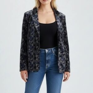 Carolina Belle Montreal Navy Floral Velvet Blazer
